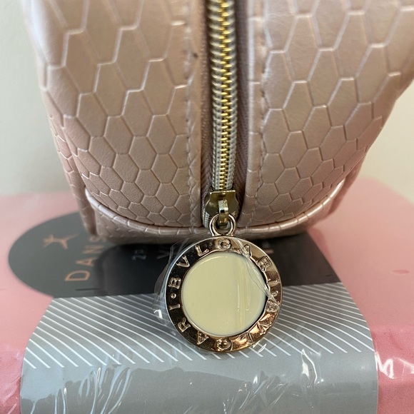 Bvlgari Parfums Cosmetic Pouch (NWOT) - Picture 8 of 13